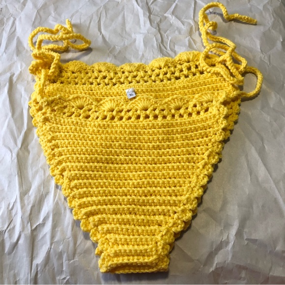 Handmade Crochet Bikini XL - Picture 9 of 15